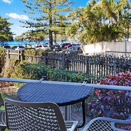 Pacific Regis Beachfront Holiday Apartments Gold Coast Exterior foto