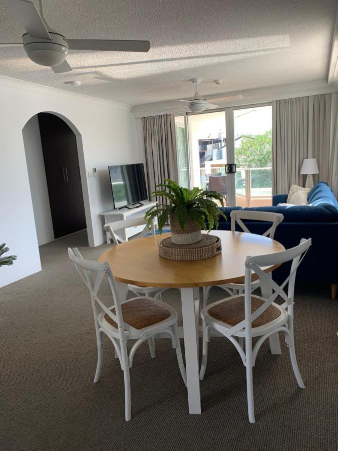 Pacific Regis Beachfront Holiday Apartments Gold Coast Exterior foto